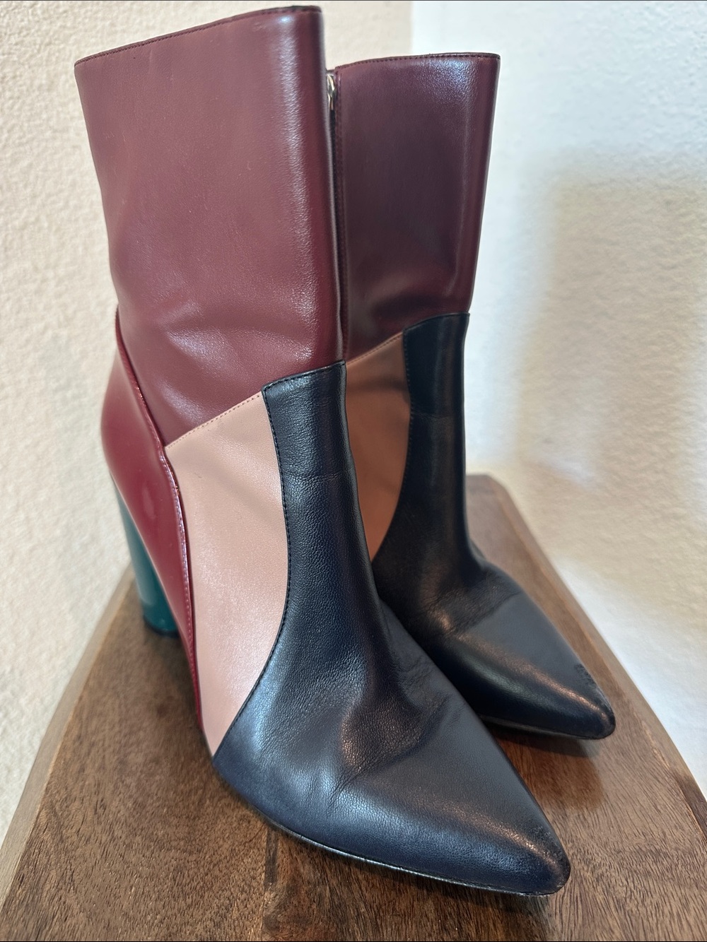 Di by Dione Colorblock Blue/Red/Tan/Burgundy/Green Leather Heeled Boots US 9